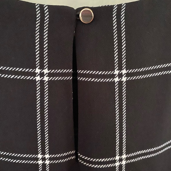 a new day • Long Sleeve Black Plaid Shift Dress - Picture 4 of 6